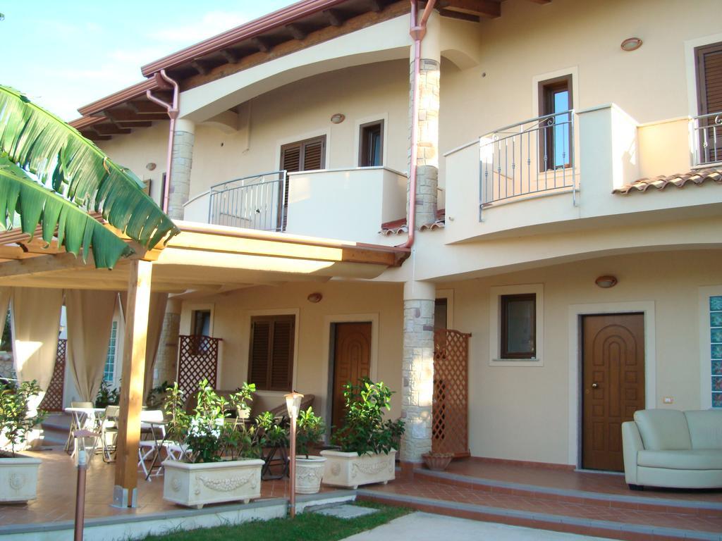 فيومفريدو بروزيو Guest House Mare E Luna المظهر الخارجي الصورة