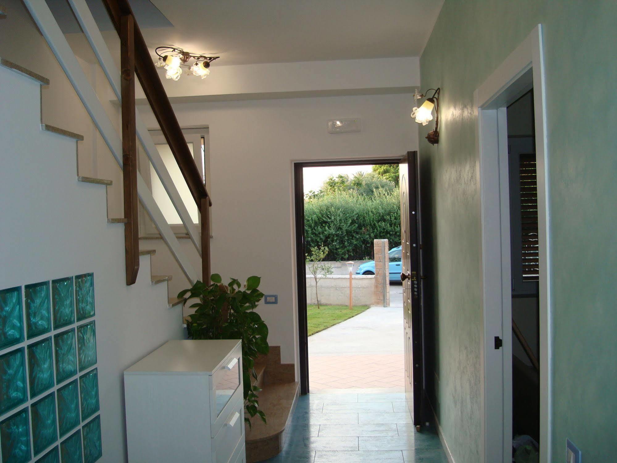 فيومفريدو بروزيو Guest House Mare E Luna المظهر الخارجي الصورة